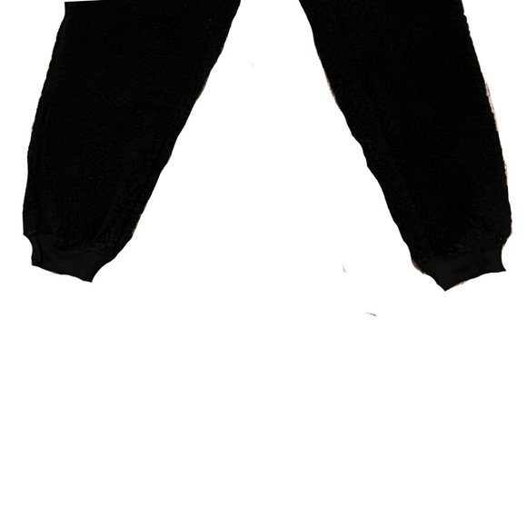 ⚡️ NWT No Boundaries Junior's Faux Sherpa Jogger Pants - size: Medium - Picture 9 of 13
